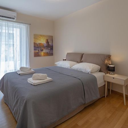 Sagittarius - Faliro Sea Side Apartment Athènes Extérieur photo